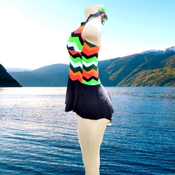 Black Tankini Swimsuit L - Picture 2 of 4